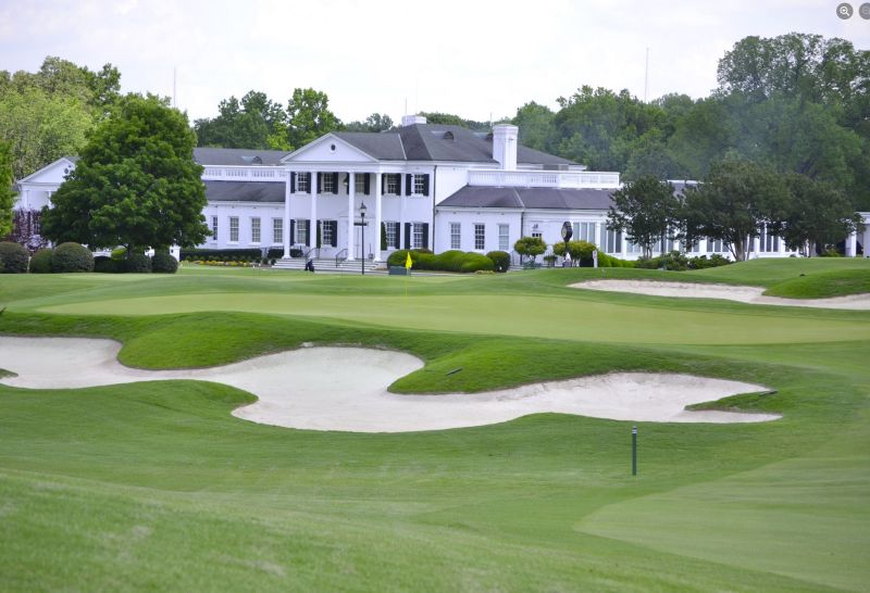 Starmount Forest Country Club